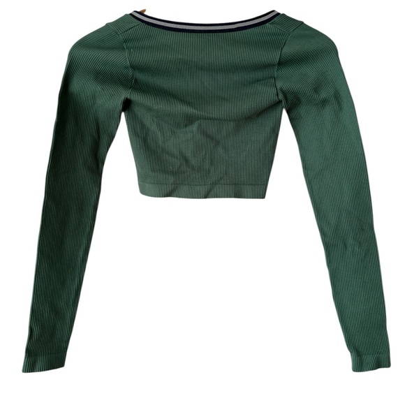 Urban Outfitters Out From Under Go For Gold Seamless Long Sleeve Cropped Top - Picture 13 of 16